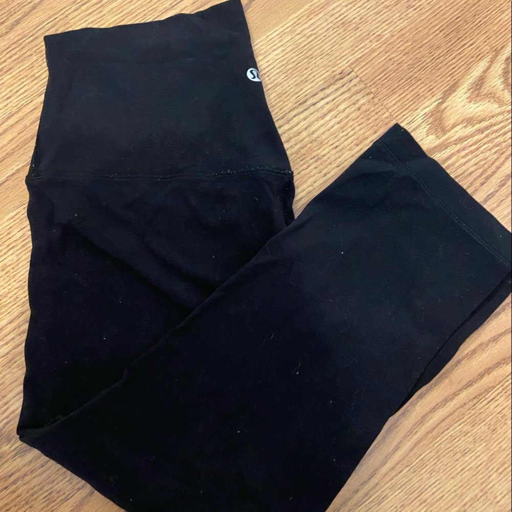 Lululemon Crop Leggings- Size Uncertain